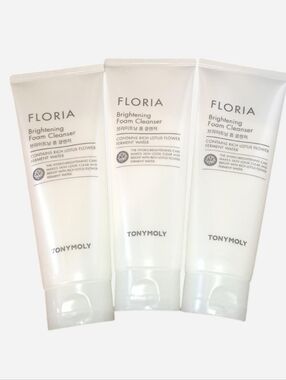 TONYMOLY Floria Brightening Foam Cleanser 3-pack